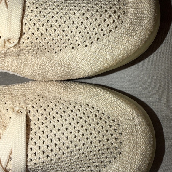 Women's 10/ men's 8.5 Nike Cream Air VaporMax Flyknit Shoes - Picture 14 of 15